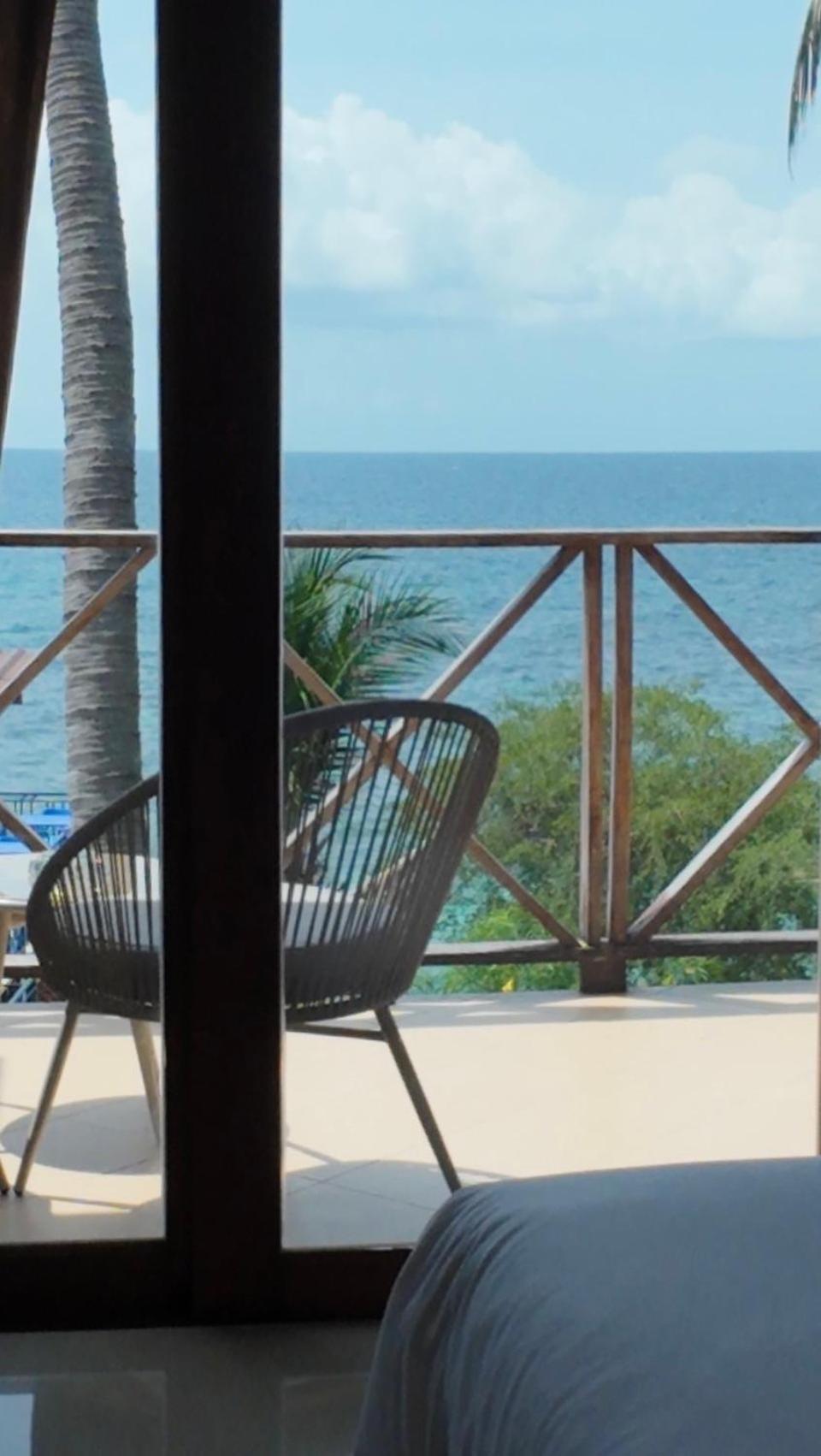 P.D. Beach Resort Ko Tao Exterior photo